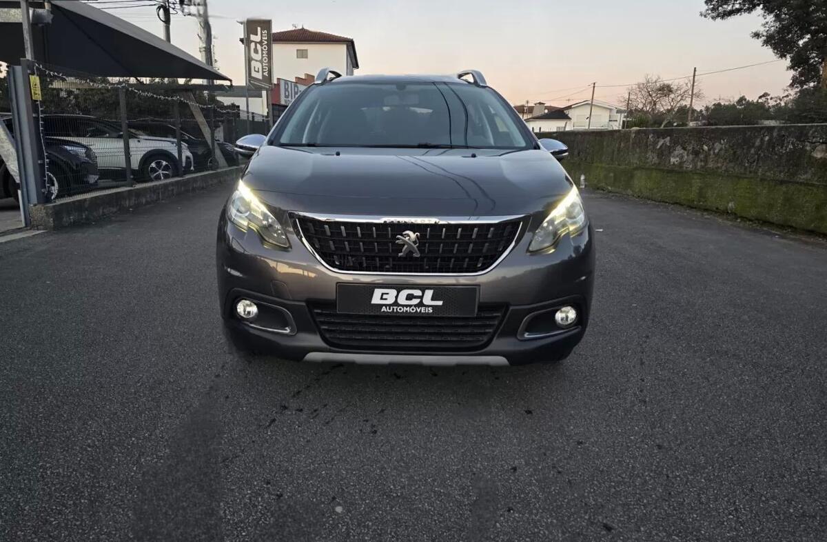 PEUGEOT 2008 1.6 BlueHDi Style