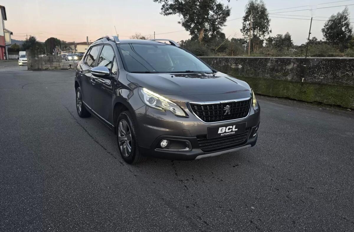 PEUGEOT 2008 1.6 BlueHDi Style