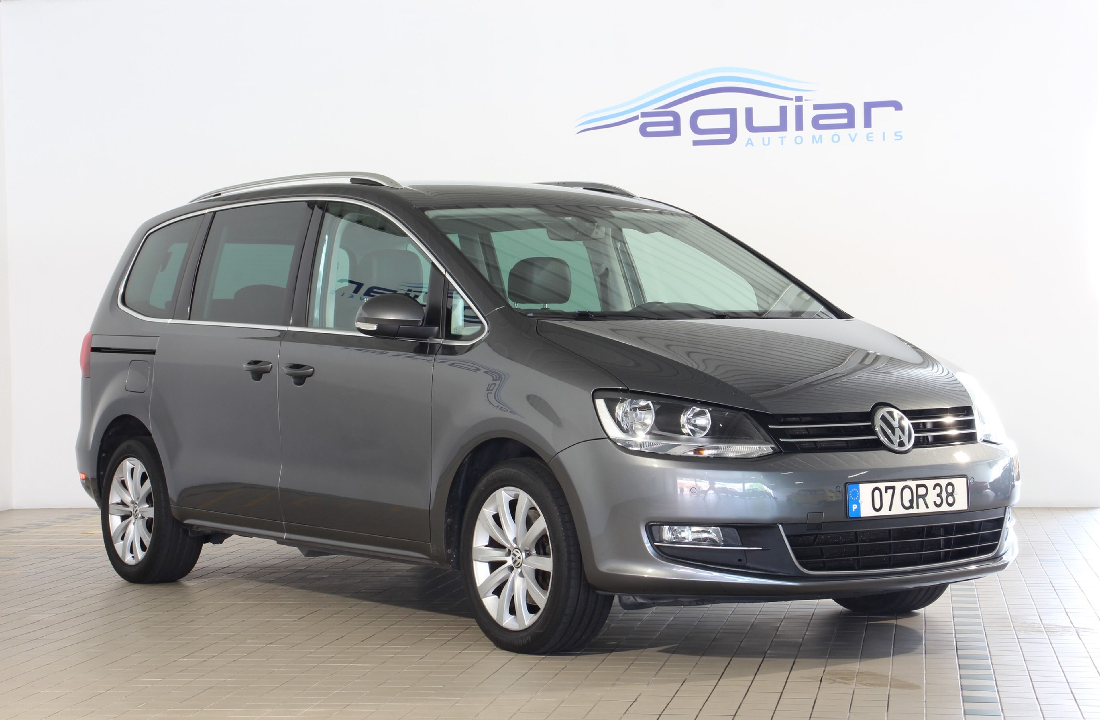 VOLKSWAGEN Sharan 2.0 TDi Blue Highline