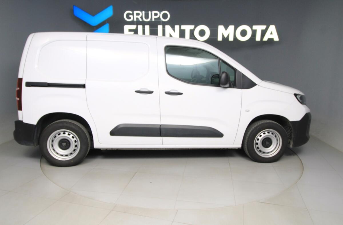 PEUGEOT Partner 1.5 BlueHDi Standard