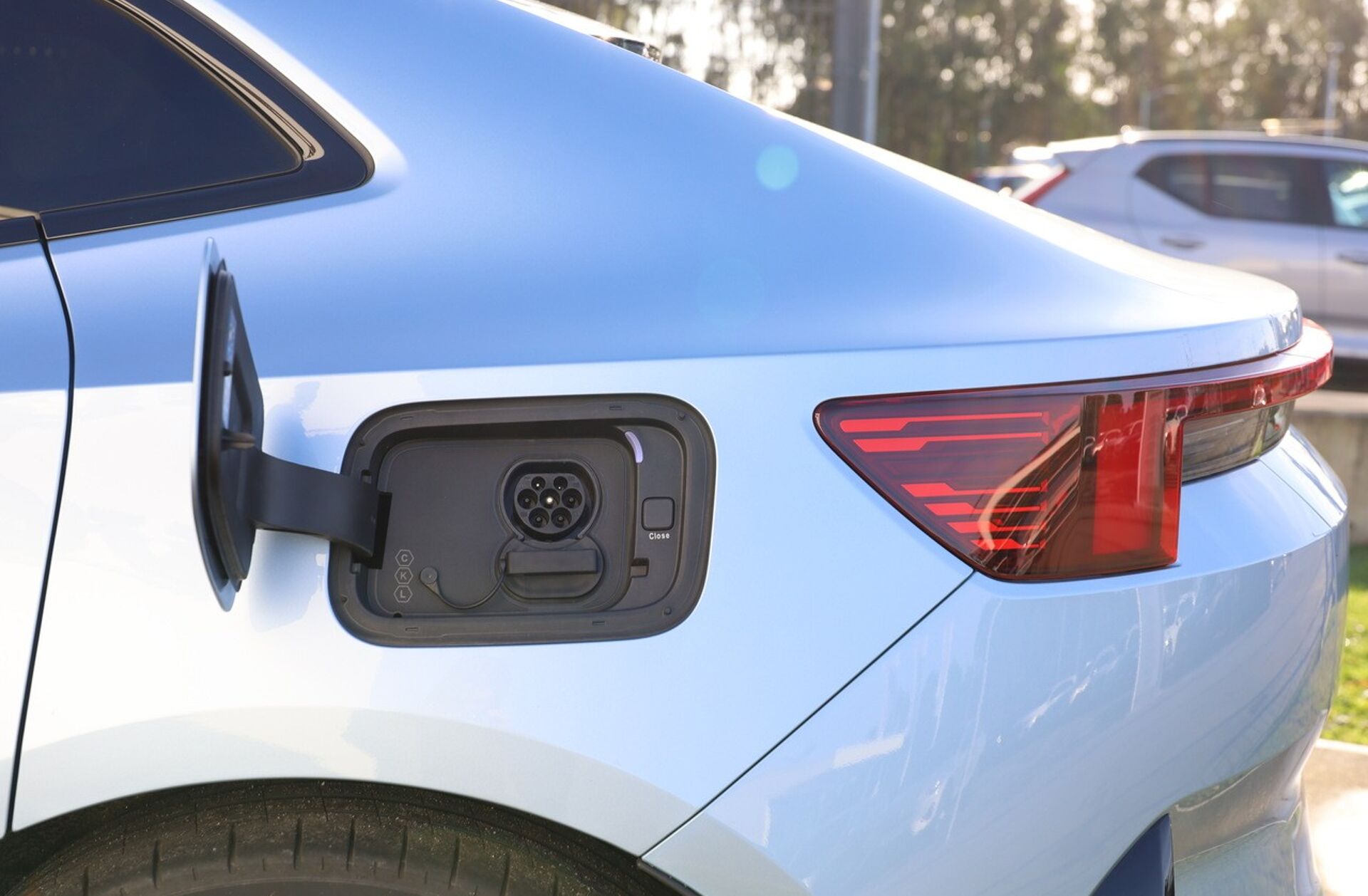 POLESTAR 4 Long Range 100 kWh Dual Motor