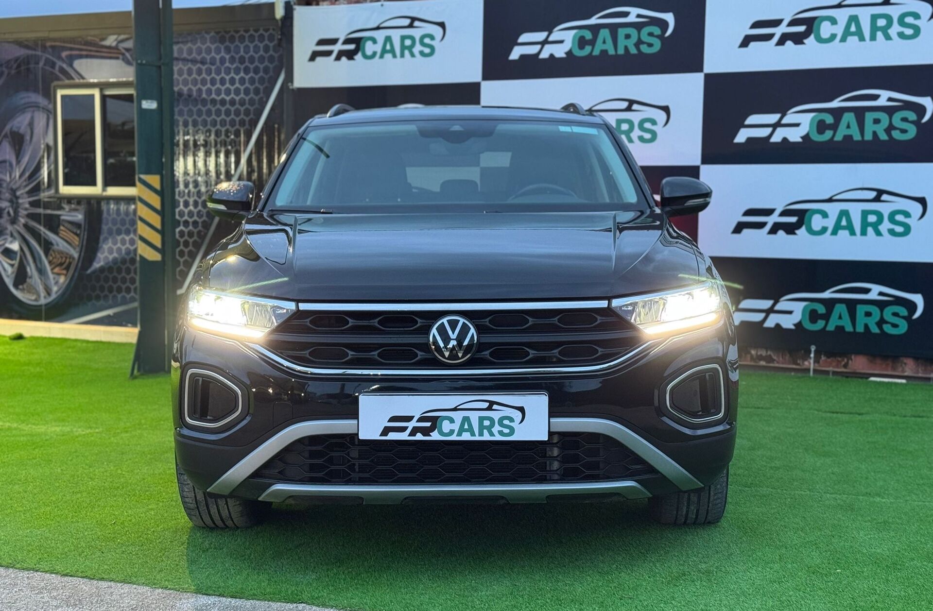 VOLKSWAGEN T-Roc 1.0 TSI Urban