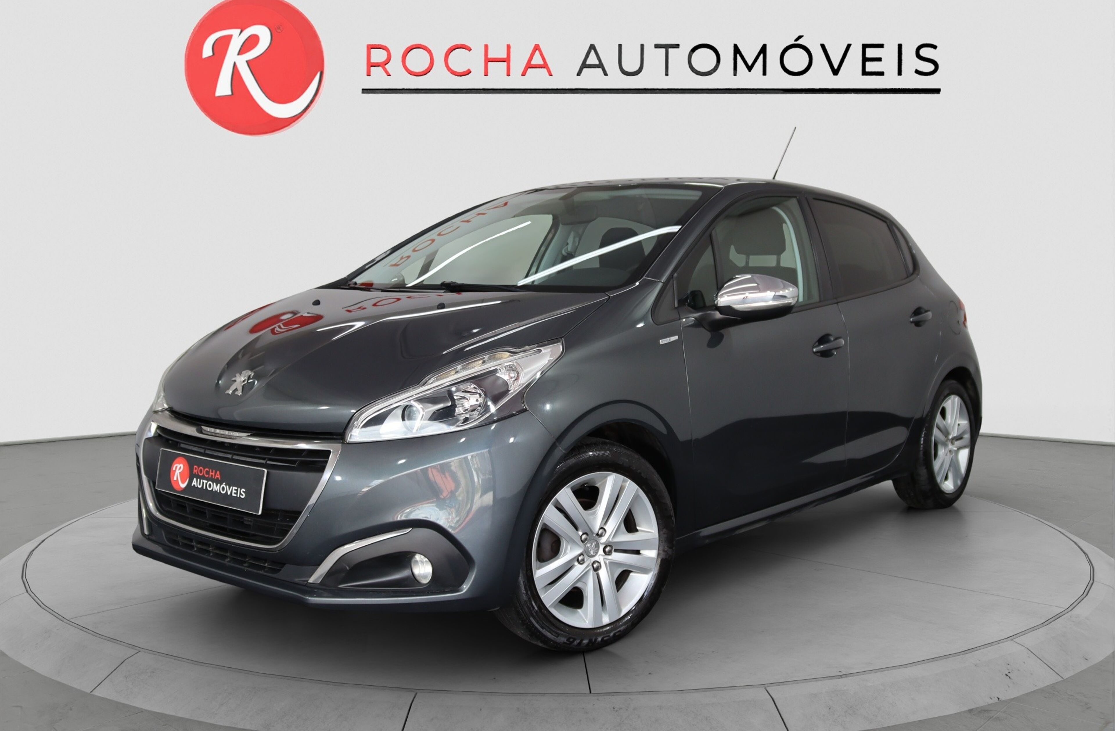 PEUGEOT 208 1.2 VTi SE Style