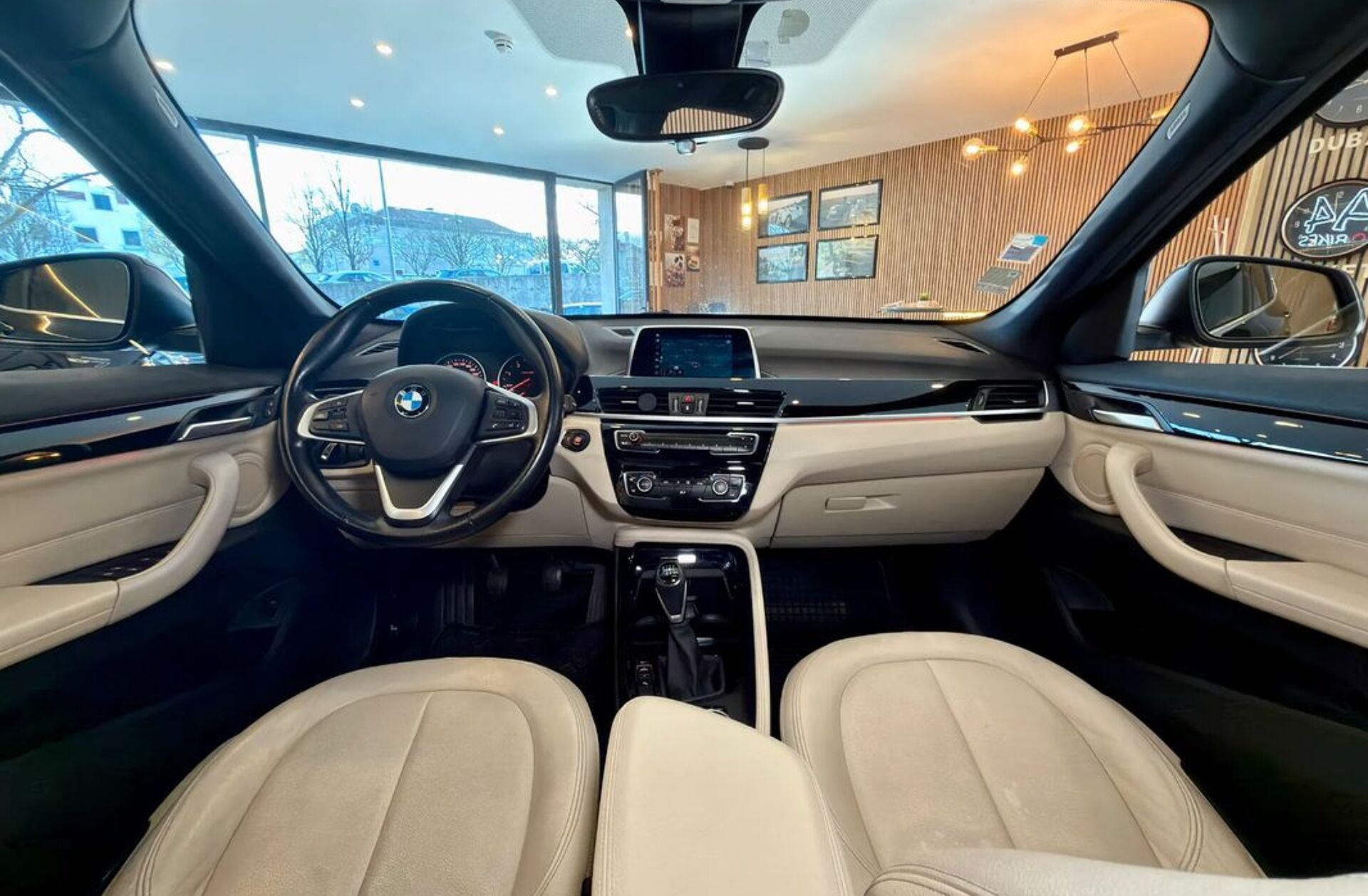 BMW X1 16 d sDrive Advantage