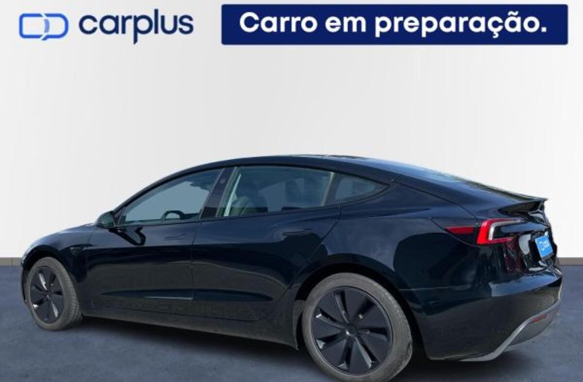 TESLA Model 3 Tração Traseira Premium