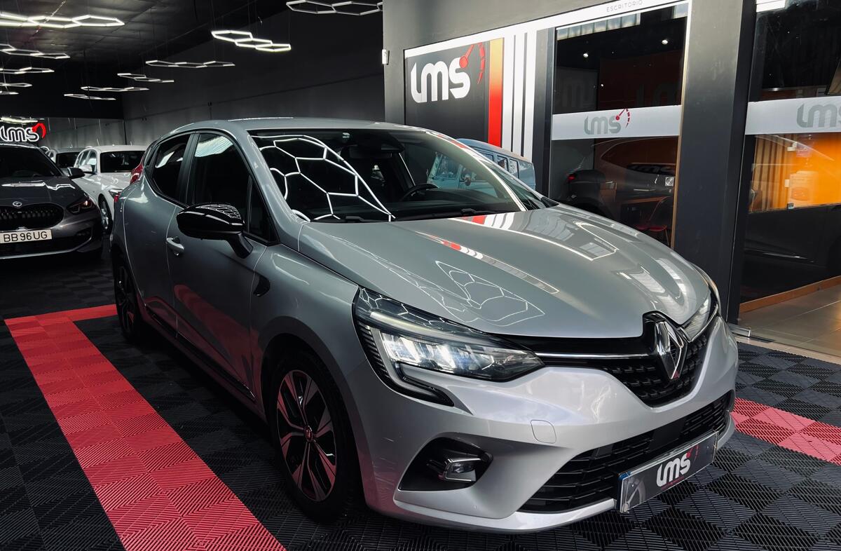 RENAULT Clio 1.0 TCe Intens