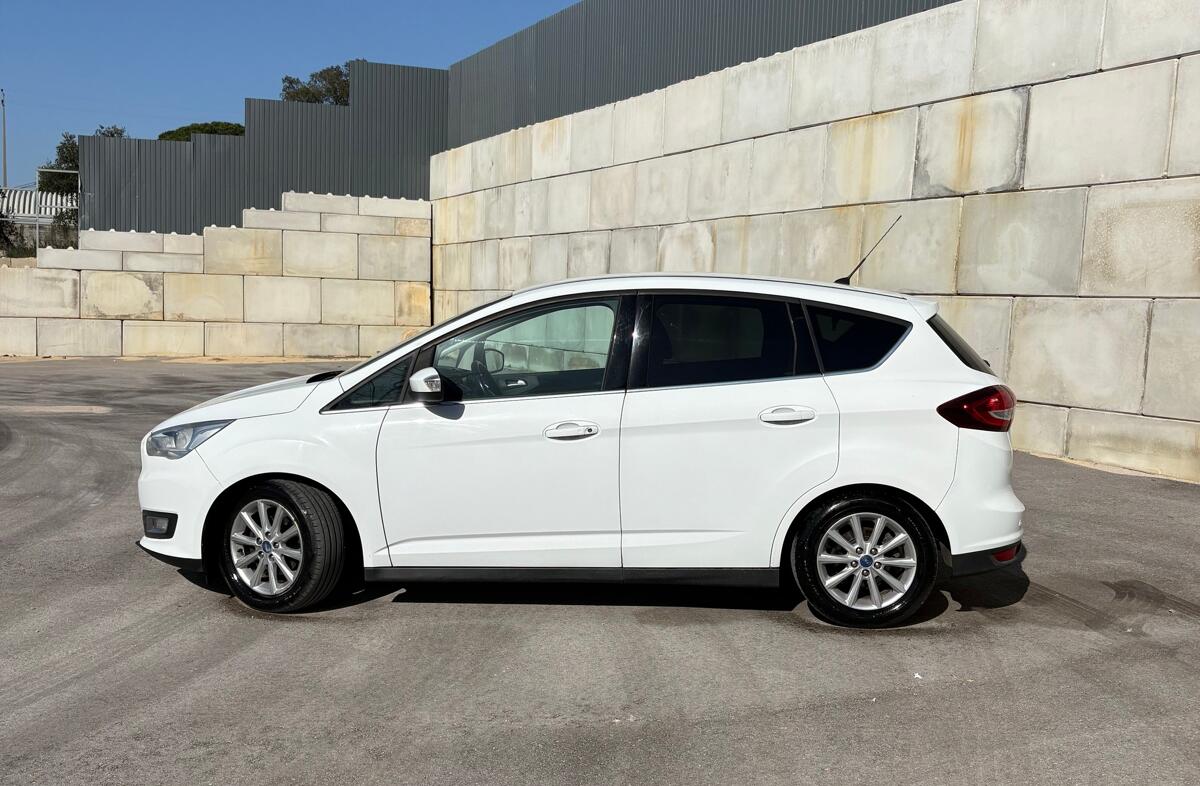 FORD C-Max C-MAX 1.0 SCTi Titanium Edition