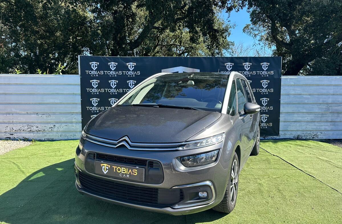 CITROEN C4 G. Space.1.5 BlueHDi Shine EAT8