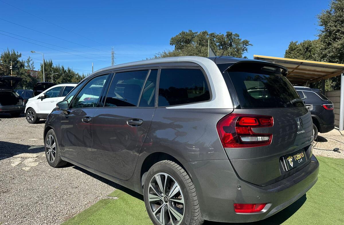 CITROEN C4 G. Space.1.5 BlueHDi Shine EAT8