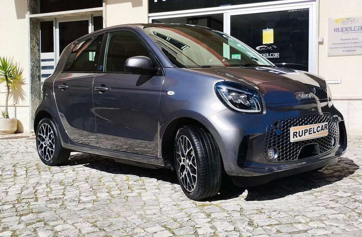 SMART Forfour EQ Pulse