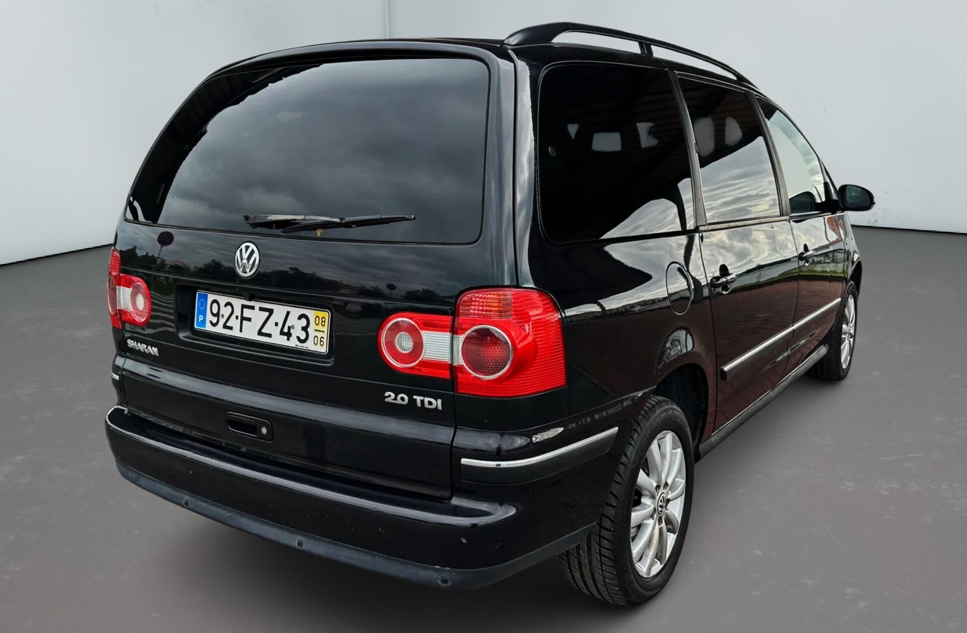 VOLKSWAGEN Sharan 2.0 TDi Confortline