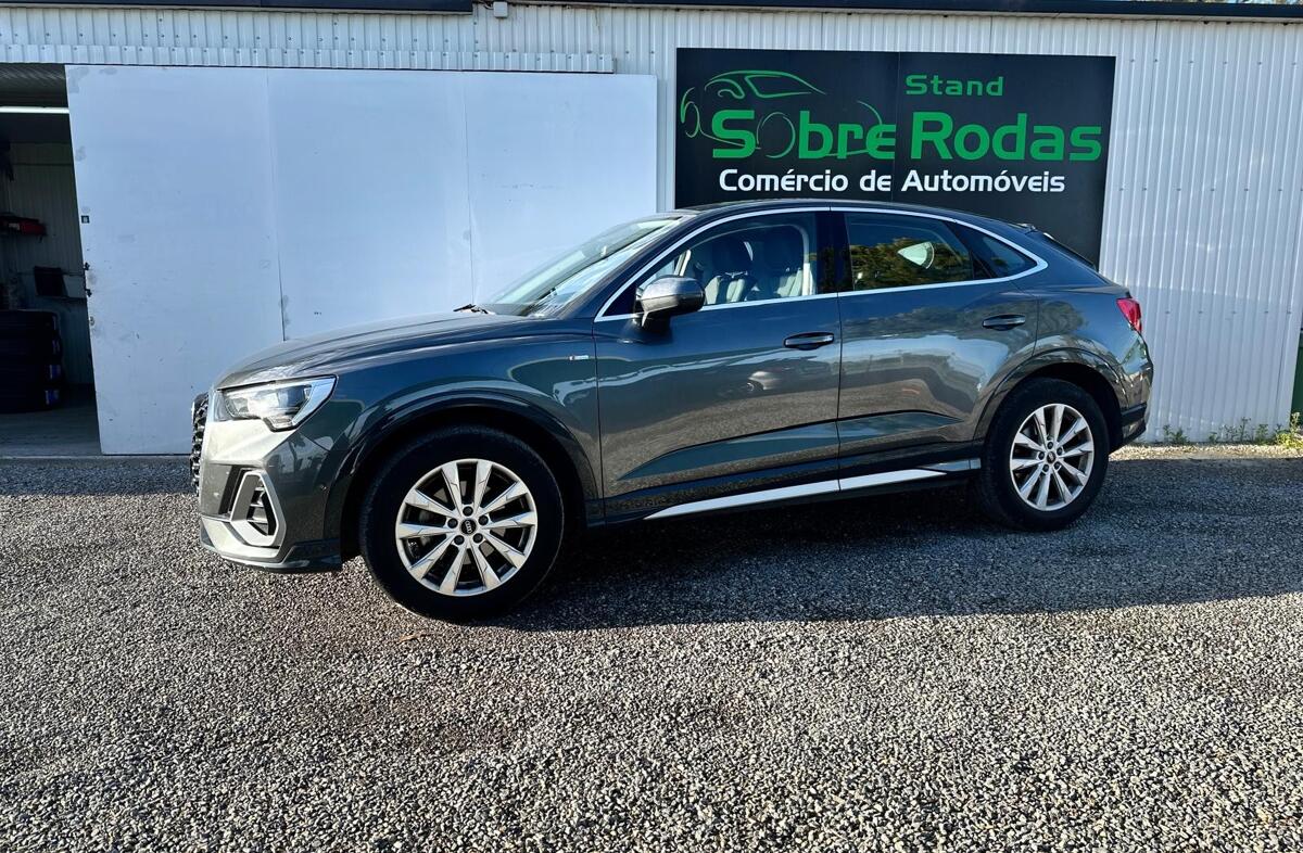 AUDI Q3 35 TFSI S line S tronic