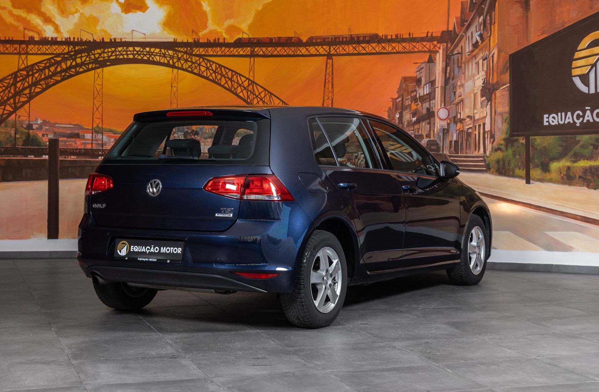 VOLKSWAGEN Golf 1.0 TSI Confortline