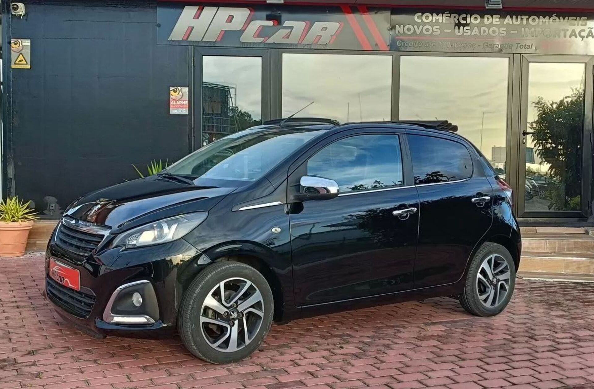 PEUGEOT 108 Top! 1.2 VTi Allure + ADML