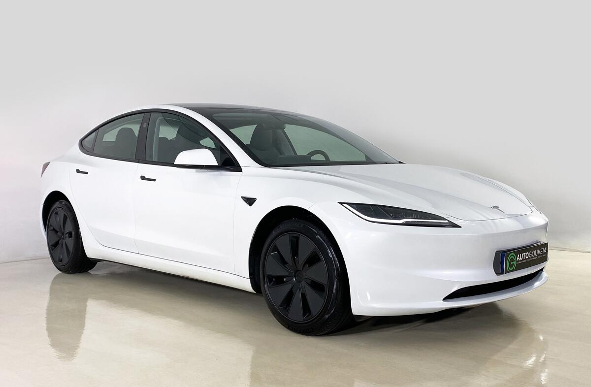 TESLA Model 3 Tração Traseira Premium