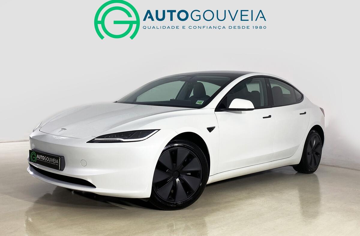TESLA Model 3 Tração Traseira Premium