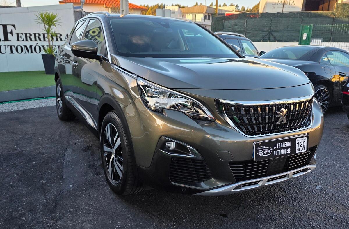 PEUGEOT 3008 1.5 BlueHDi Allure
