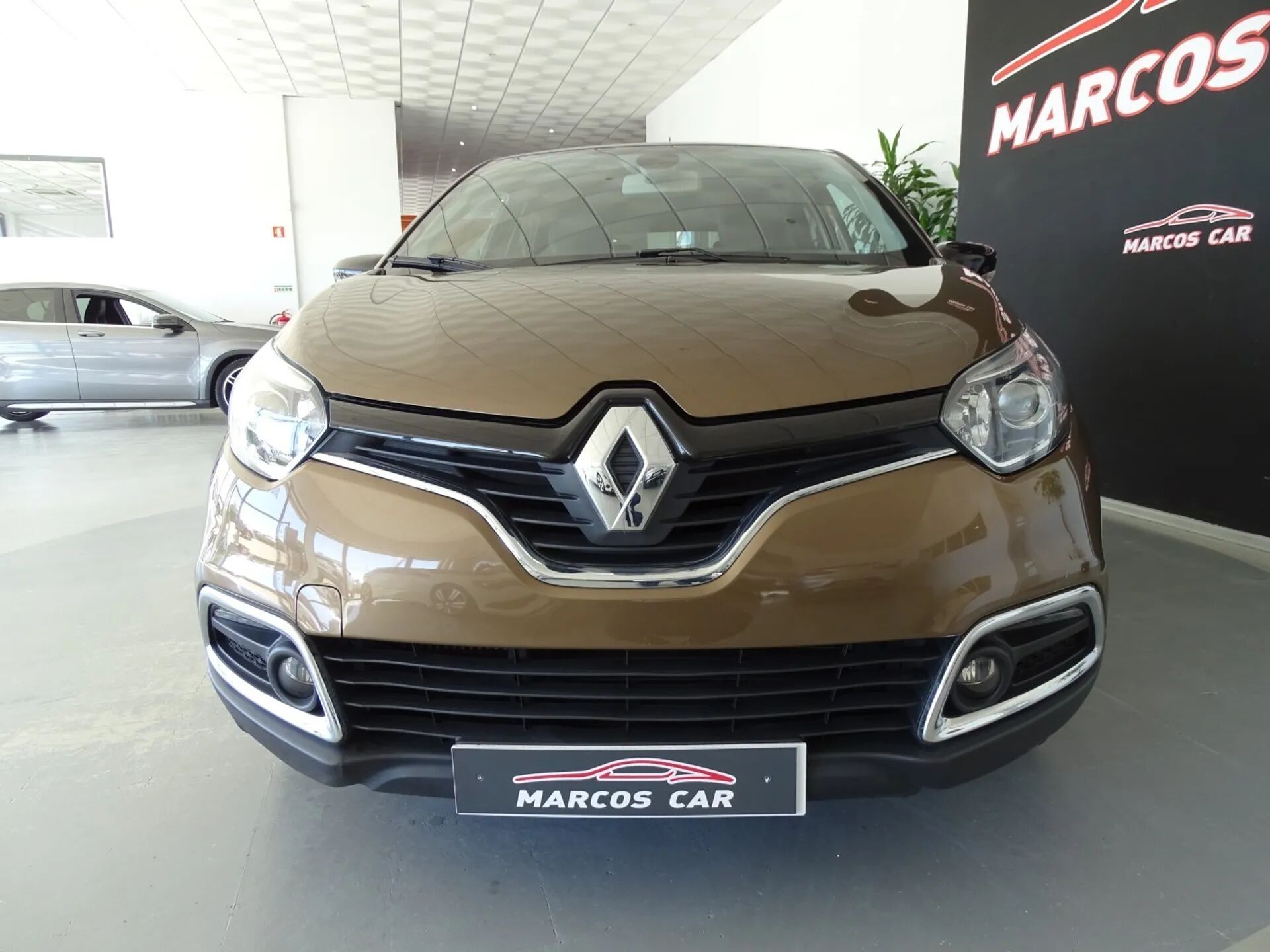 Renault Captur 0.9 TCE Sport por 14 900 € Marcoscar SA | Setúbal