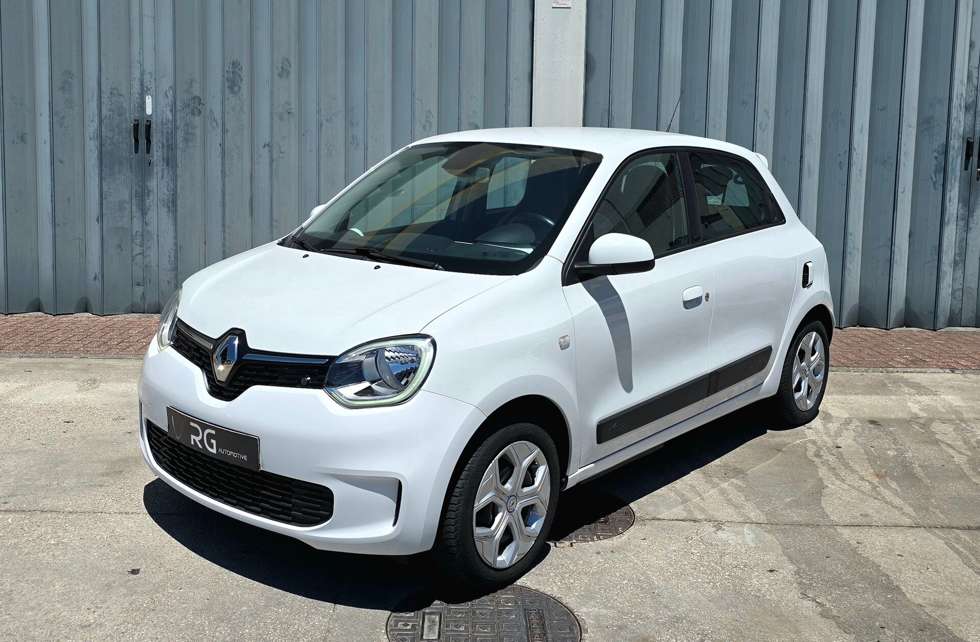 RENAULT Twingo Z.E. 22 Zen