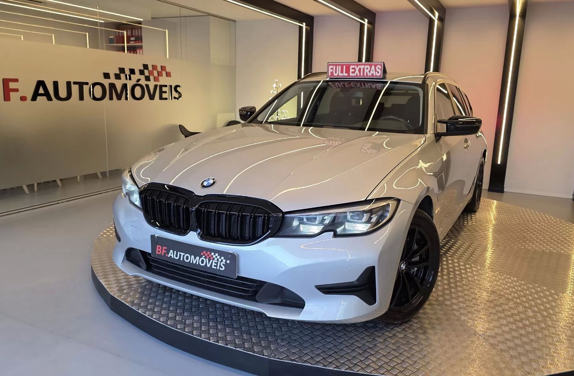 BMW Serie-3 330 e Touring Corporate Edition Auto