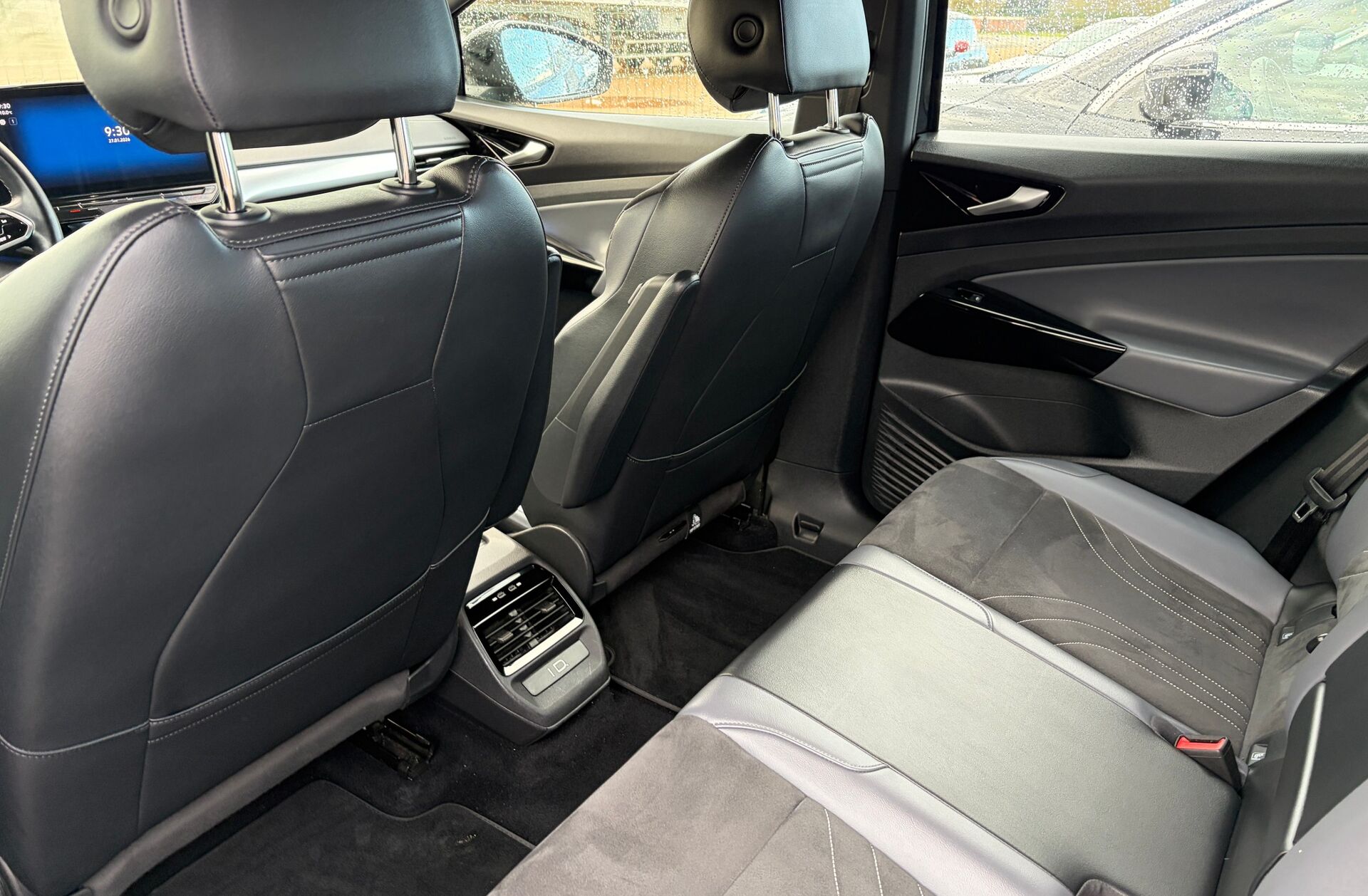 VOLKSWAGEN ID.5 77 kWh Pro