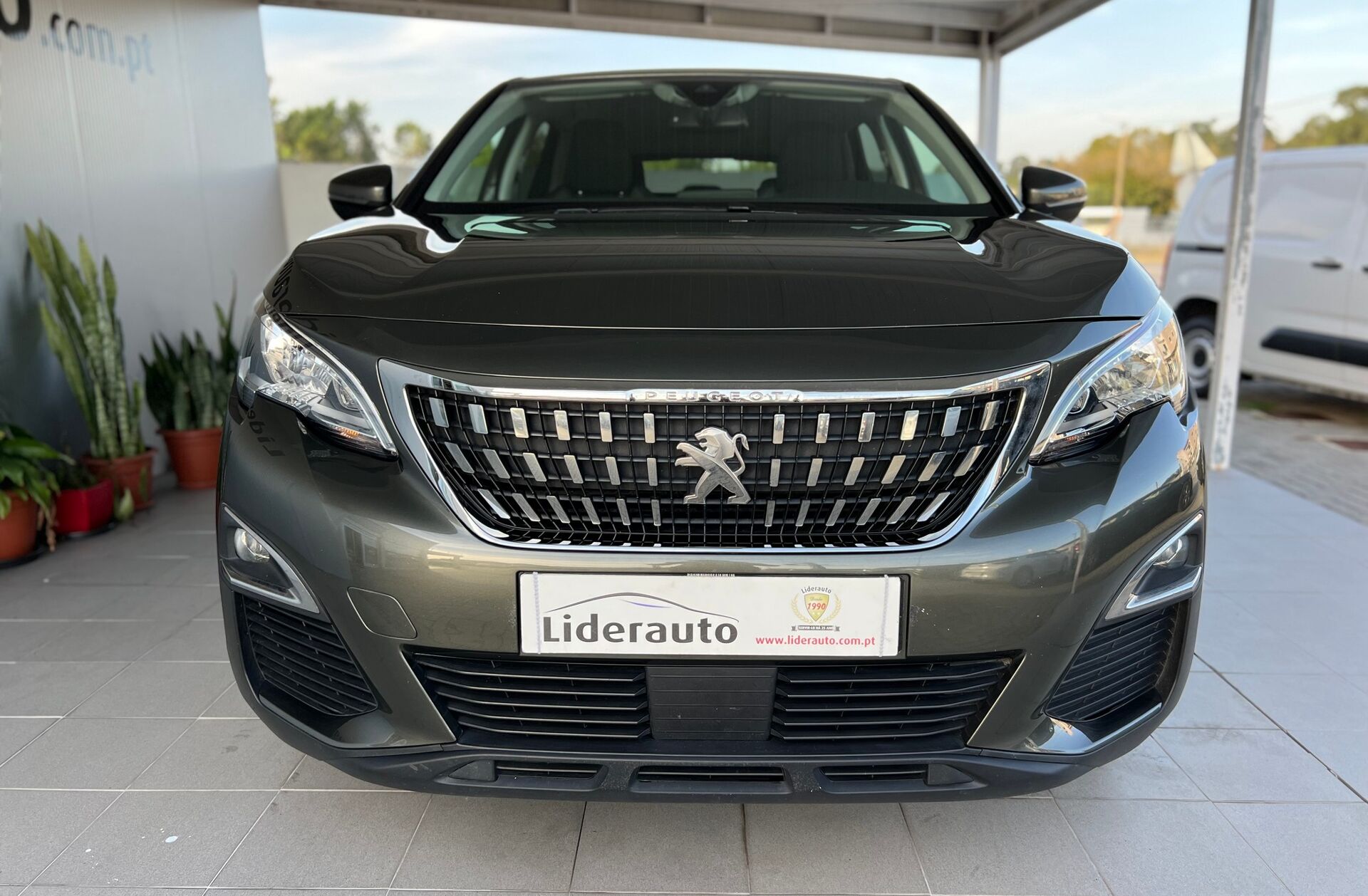 PEUGEOT 3008 1.5 BlueHDi Active