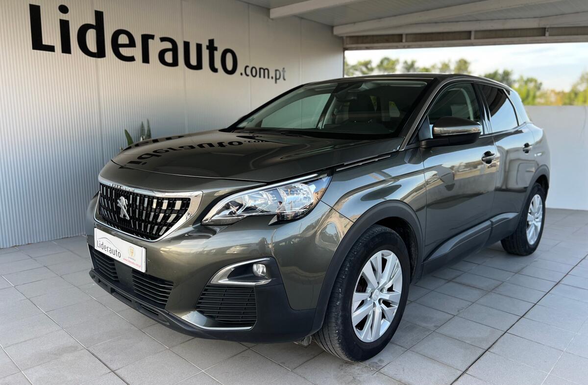 PEUGEOT 3008 1.5 BlueHDi Active
