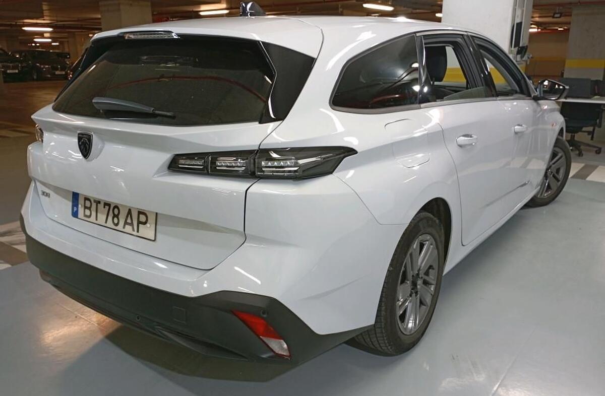 PEUGEOT 308 SW 1.5 BlueHDi Style EAT8