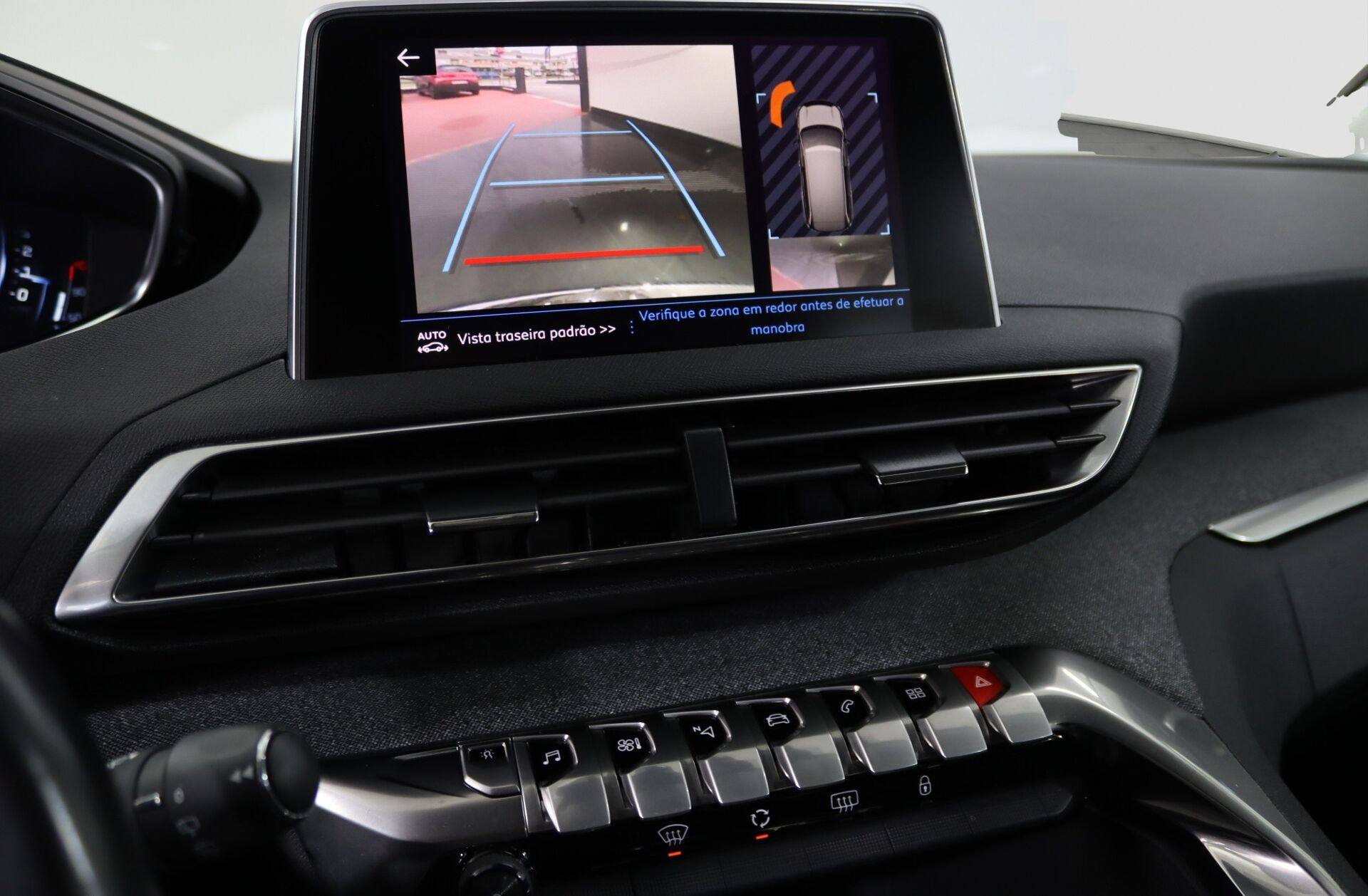 PEUGEOT 5008 1.2 PureTech Allure EAT8