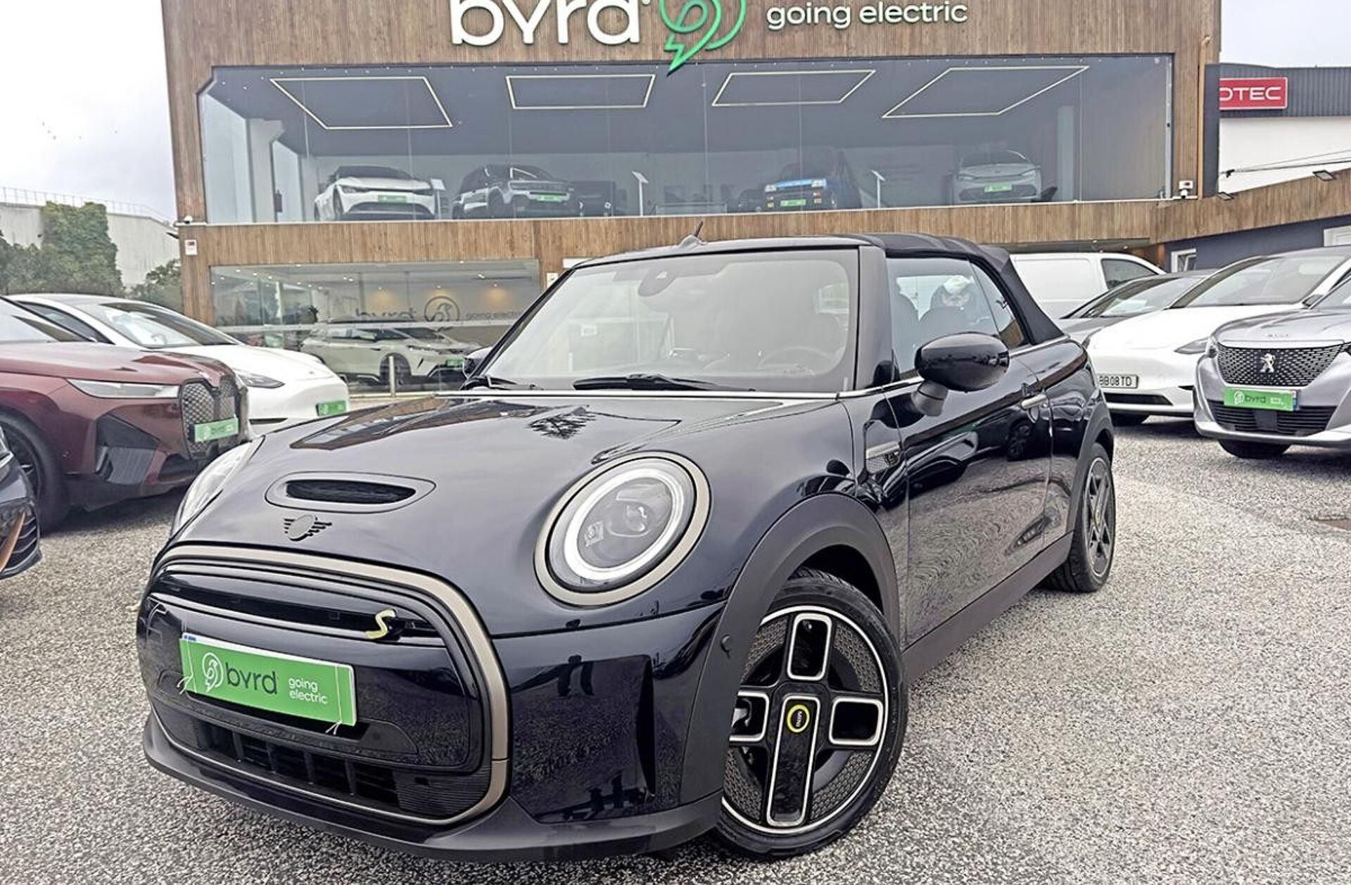 MINI Mini Cooper SE Essential