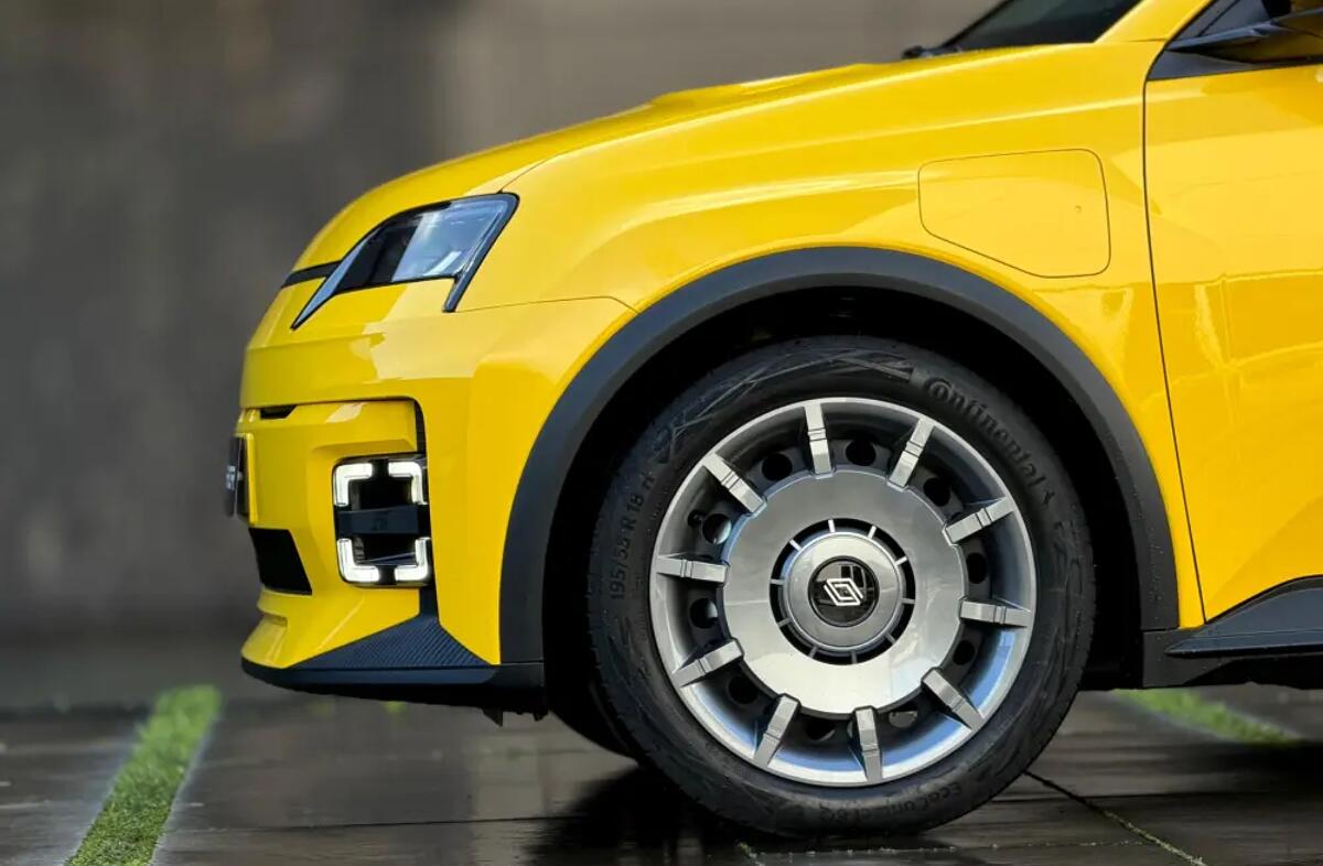 RENAULT Renault 5 E-Tech 40 kWh Evolution Autonomia Urbana