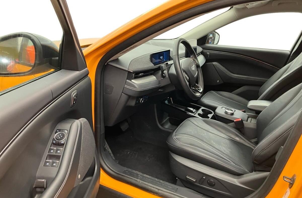 FORD Mustang Mach-E Premium