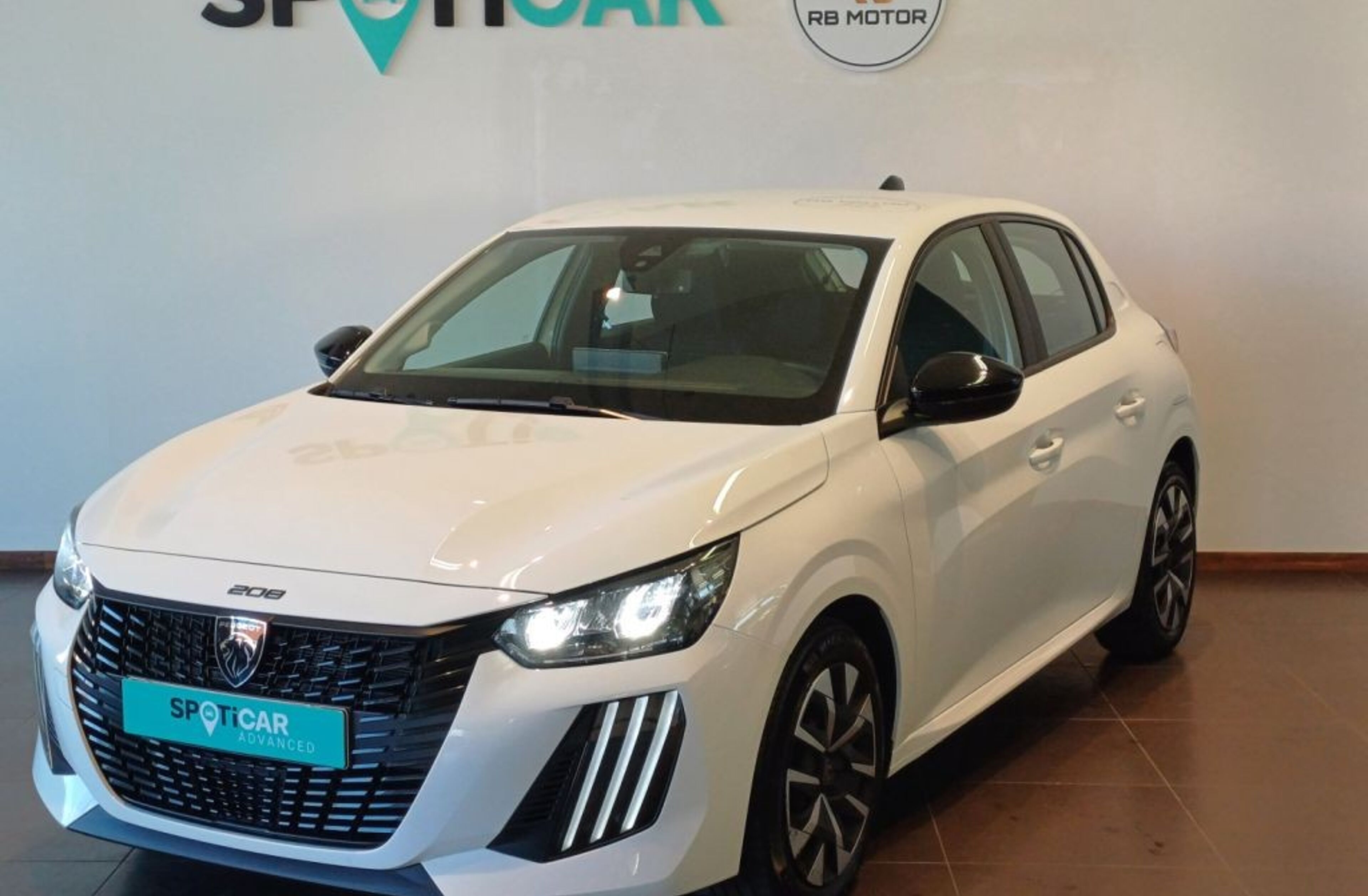 PEUGEOT 208 1.2 PureTech Active