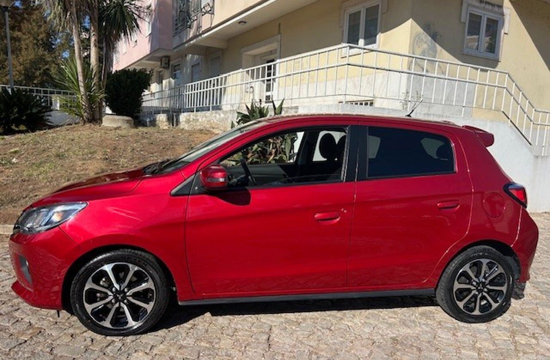 MITSUBISHI Space Star 1.2 Intense