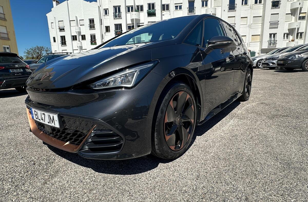 CUPRA Born 58 kWh e-Boost Plus