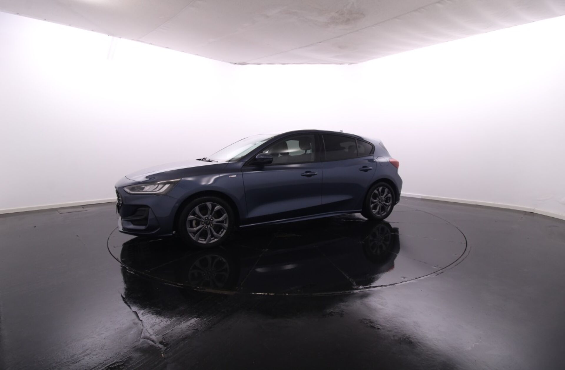 FORD Focus 1.0 EcoBoost MHEV ST-Line