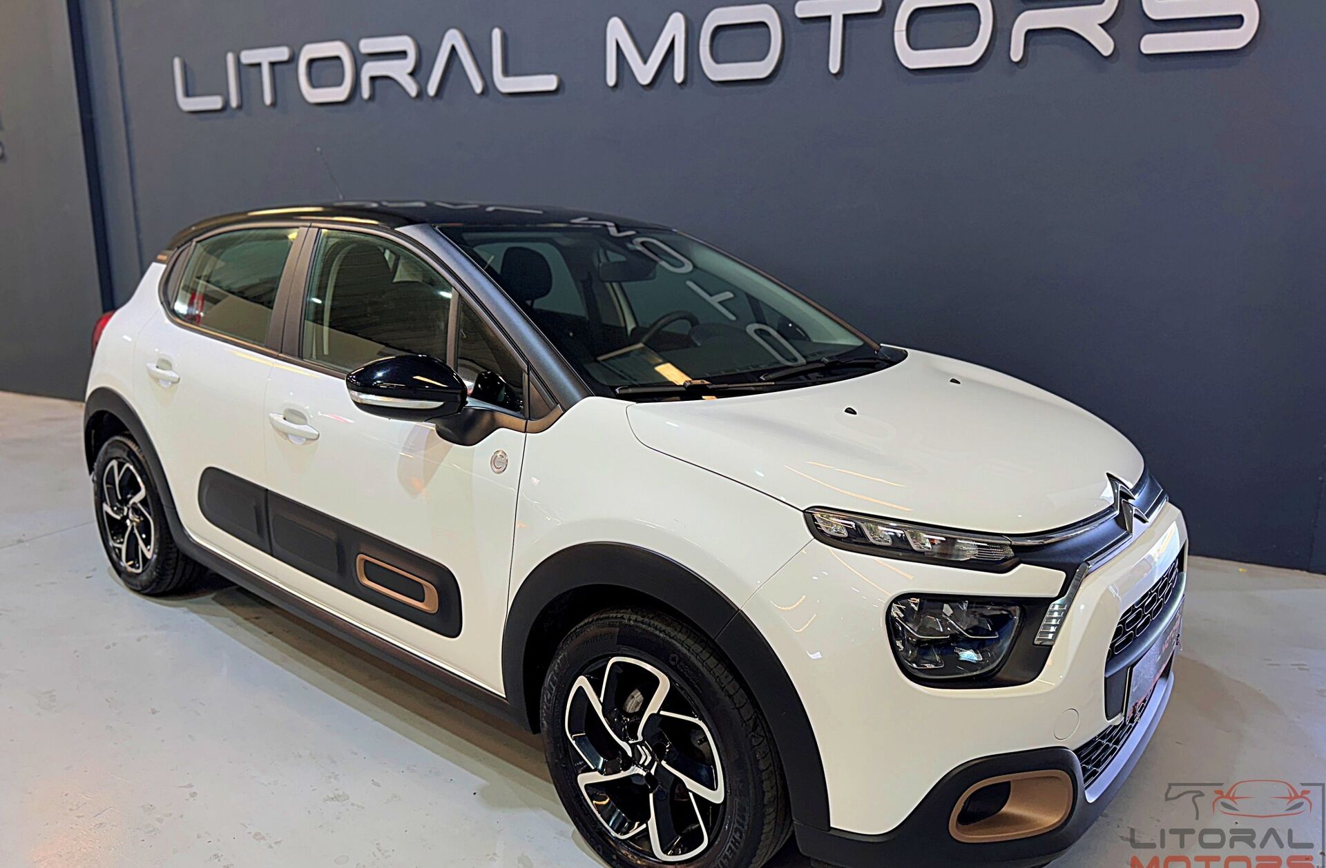 CITROEN C3 1.2 PureTech C-Series