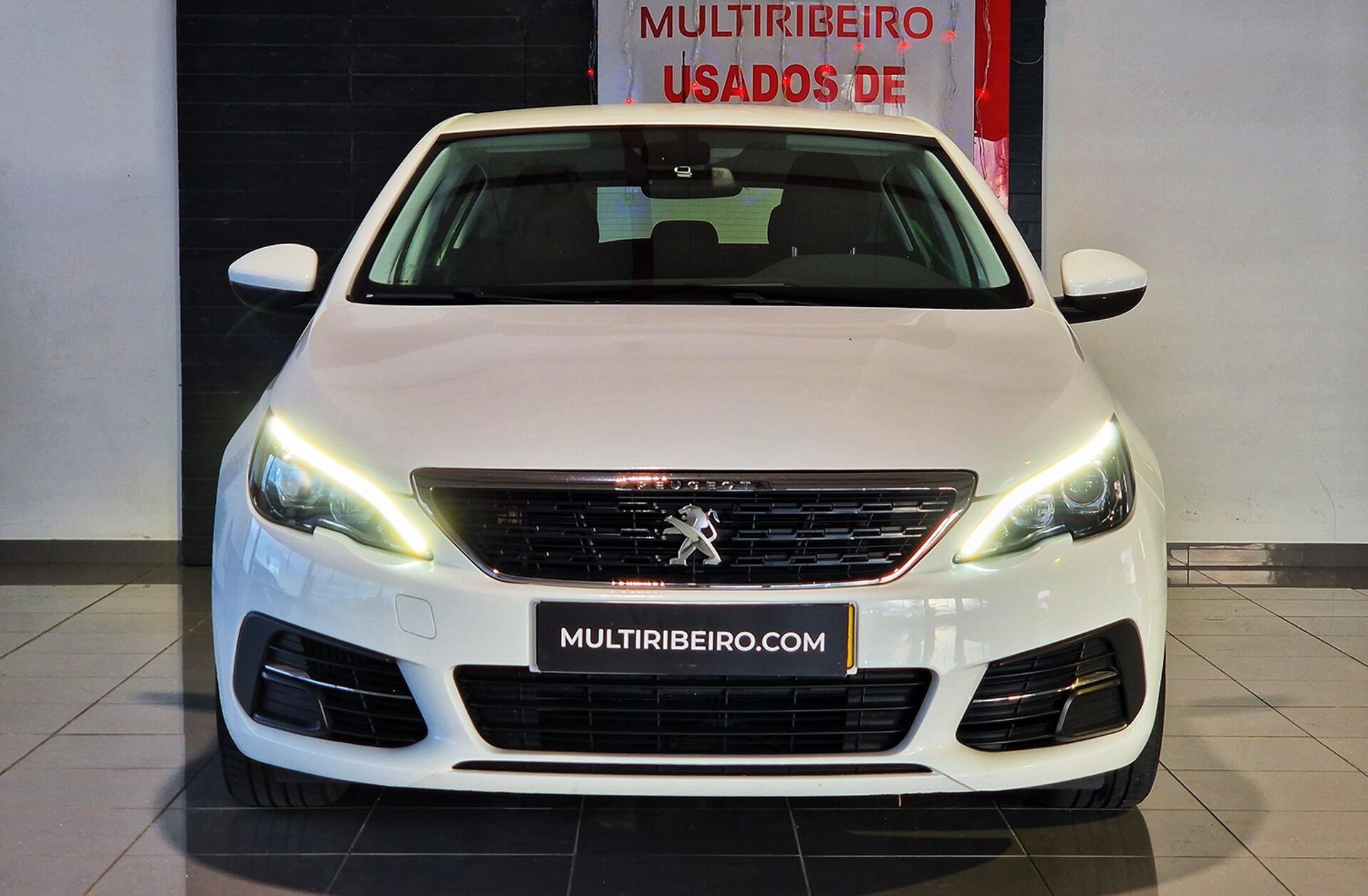 PEUGEOT 308 1.5 BlueHDi Business Line