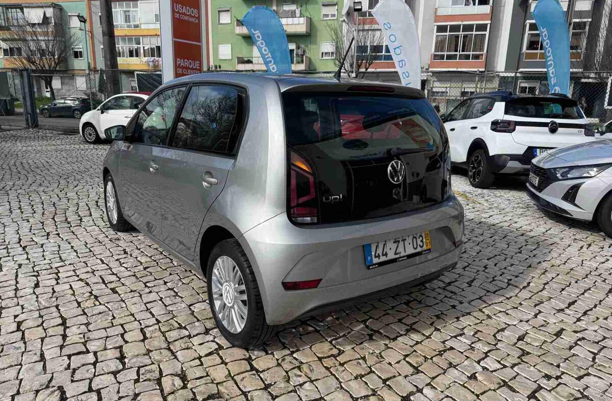 VOLKSWAGEN Up 1.0 Move Up!