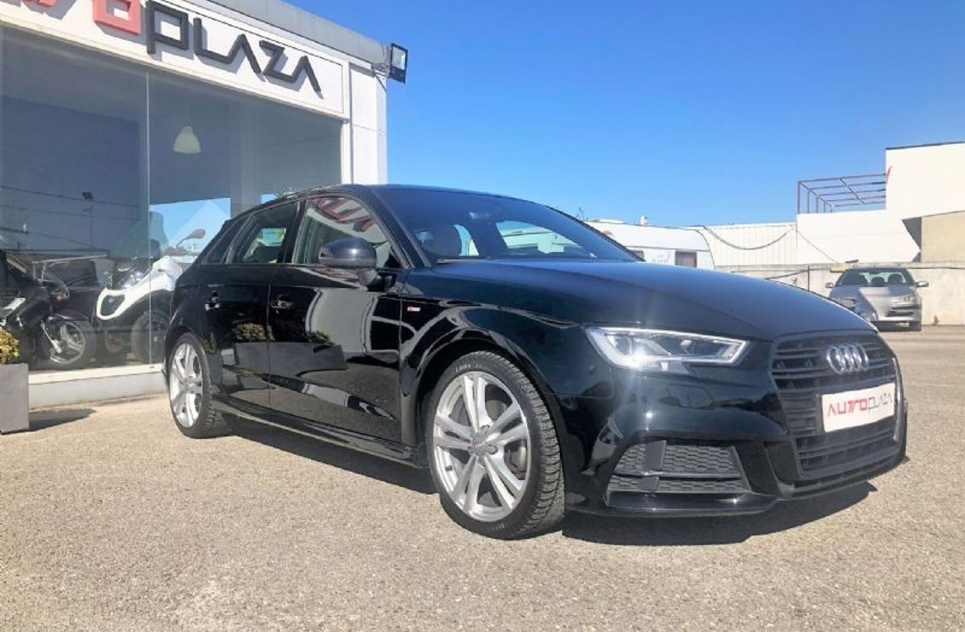 AUDI A3 1.6 TDI S-line S tronic