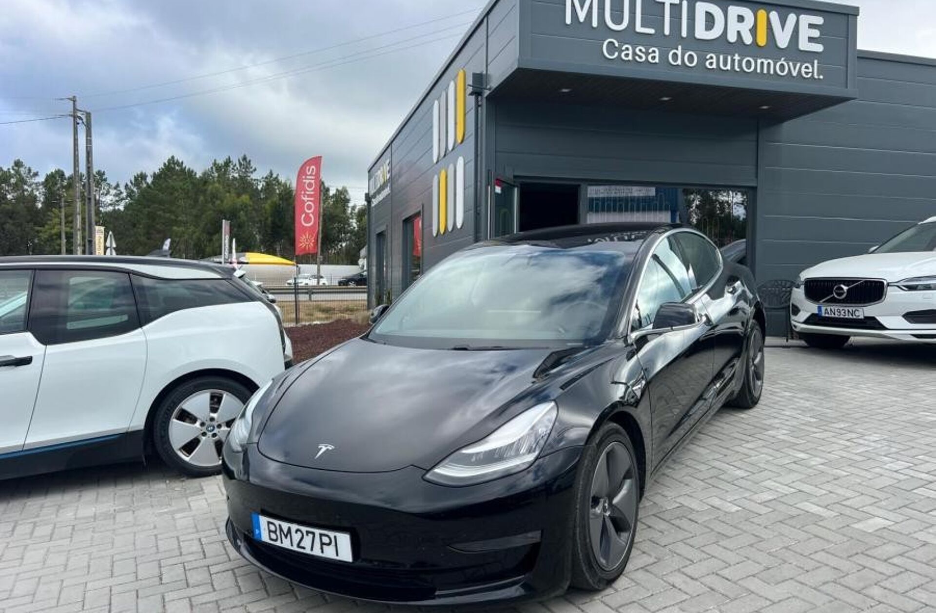 TESLA Model 3 Long-Range Dual Motor AWD