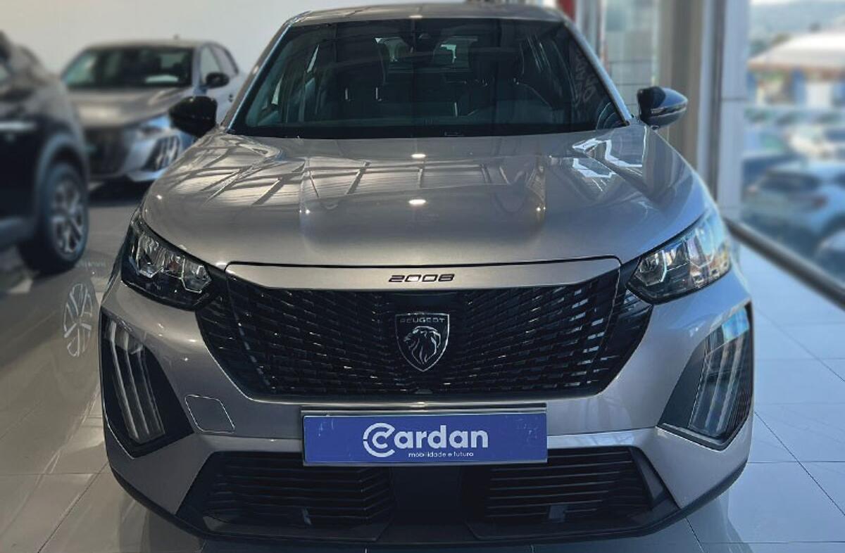 PEUGEOT 2008 1.2 PureTech Active