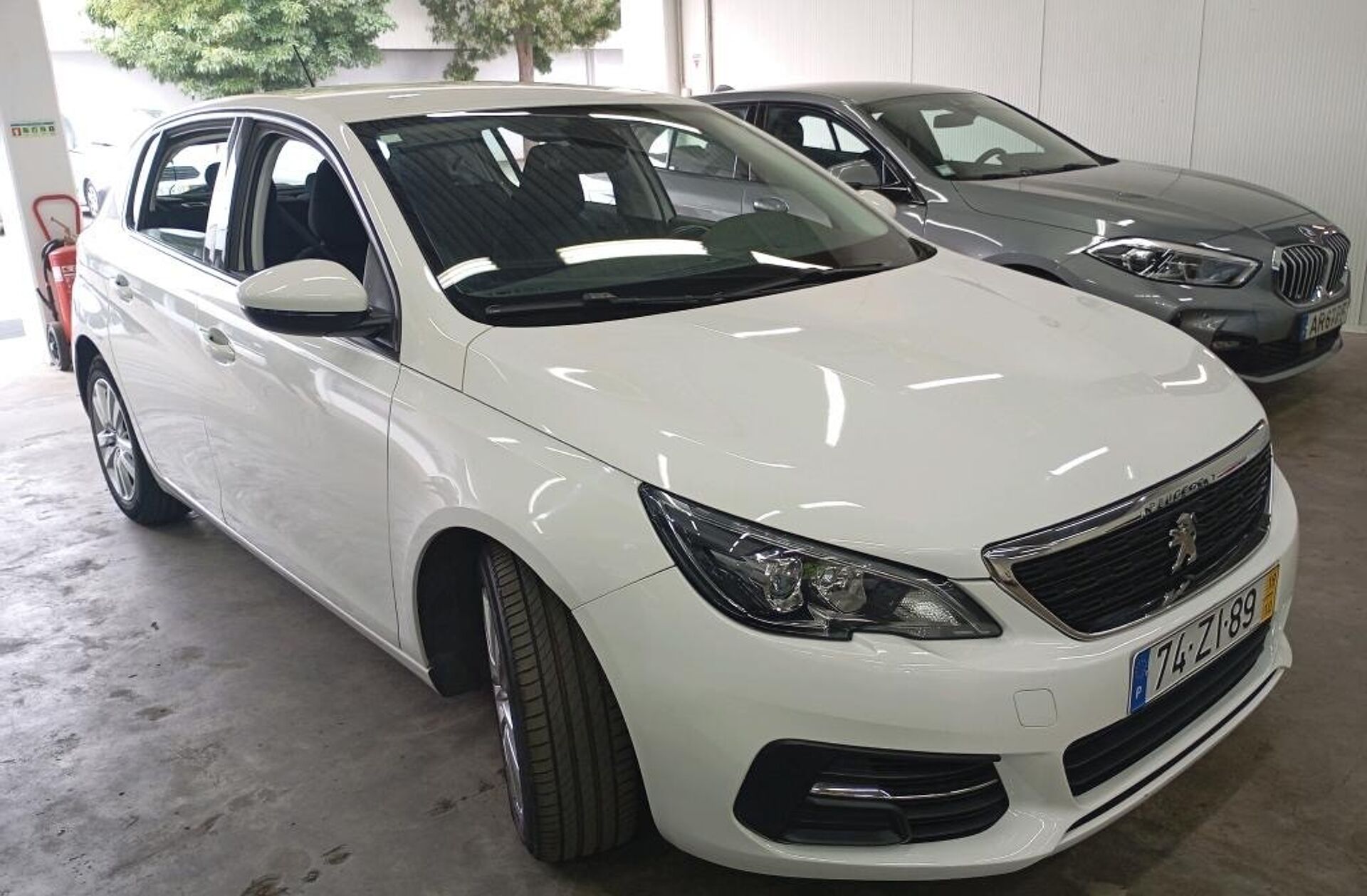 PEUGEOT 308 1.5 BlueHDi Business Line
