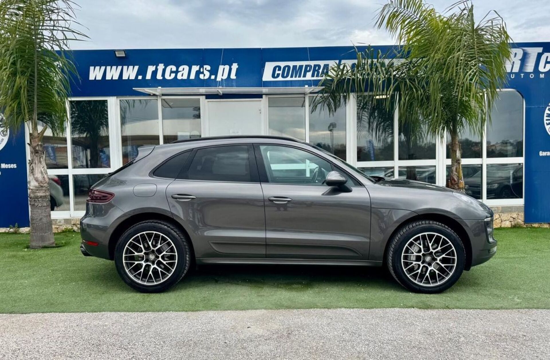 PORSCHE Macan S