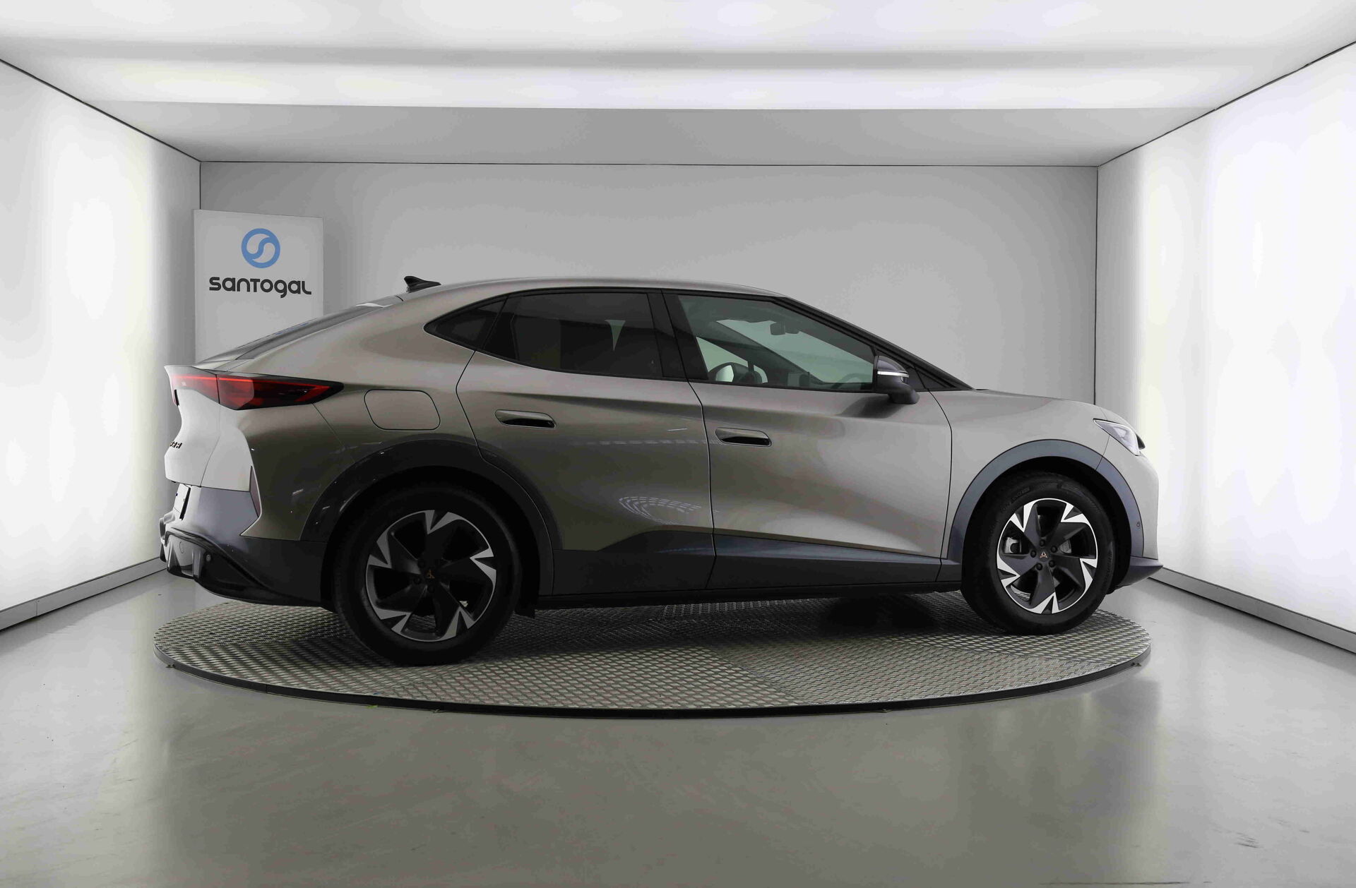 CUPRA Tavascan 77kWh Endurance