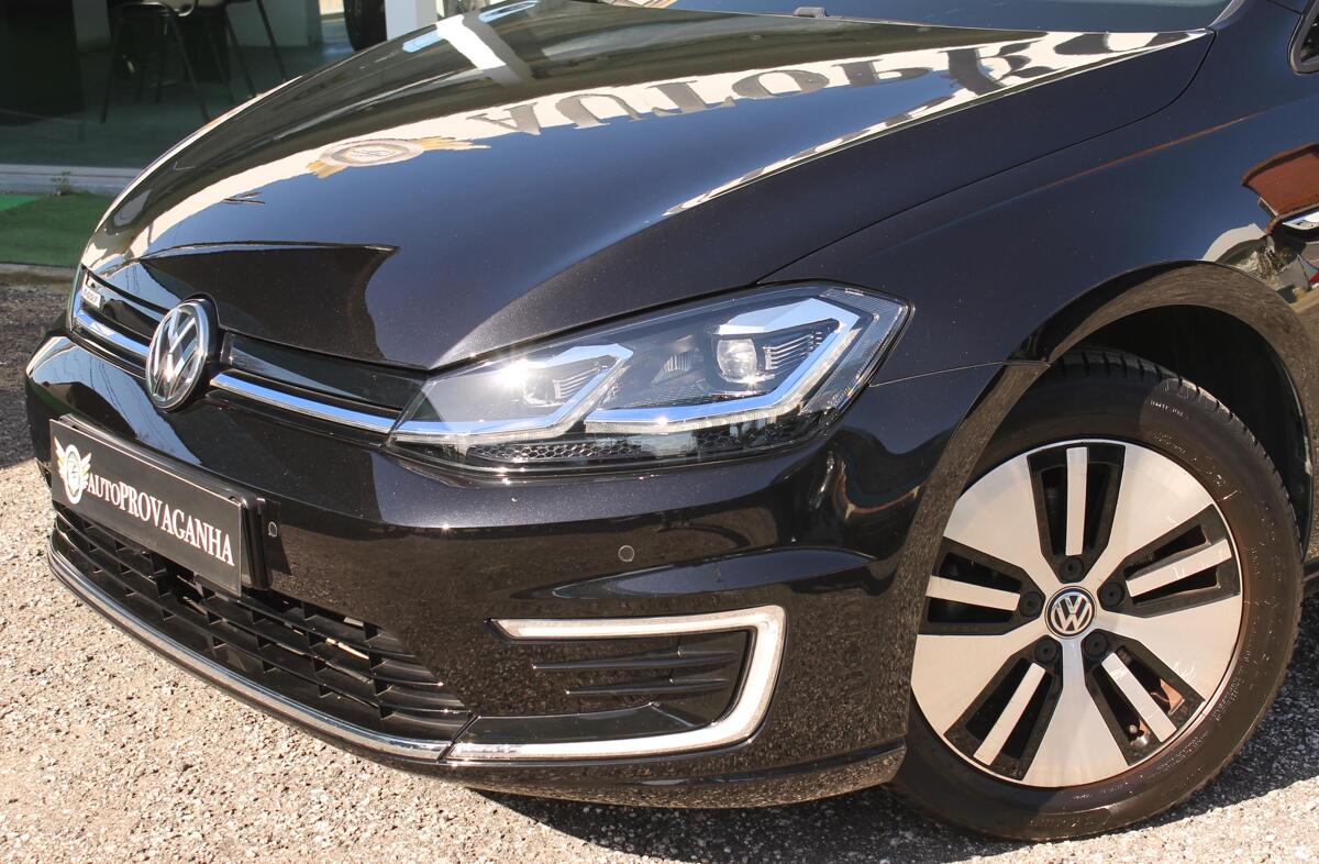 VOLKSWAGEN Golf e- AC/DC