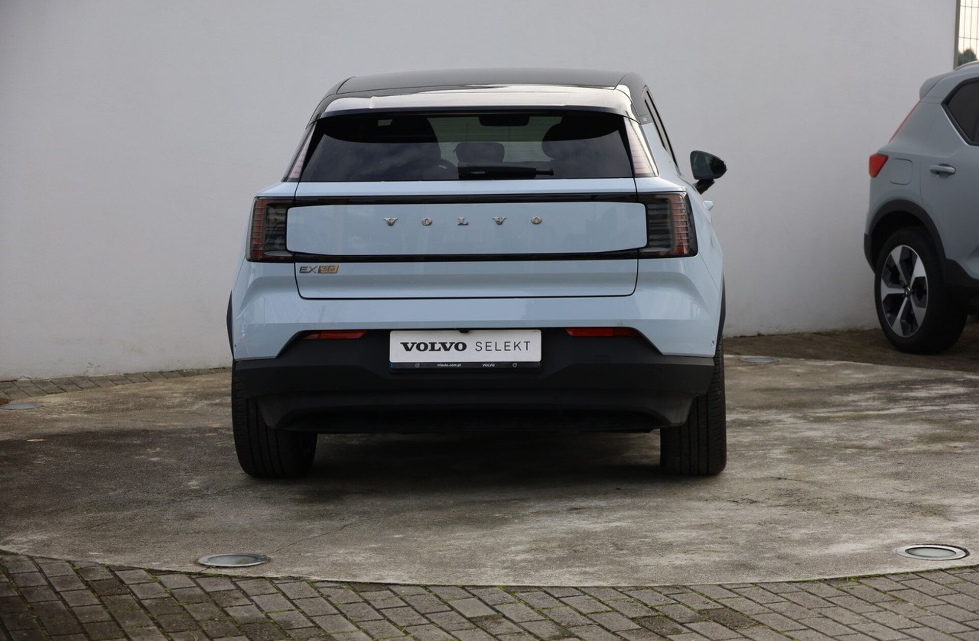 VOLVO EX30 69 kWh Single Motor Extended Range Ultra