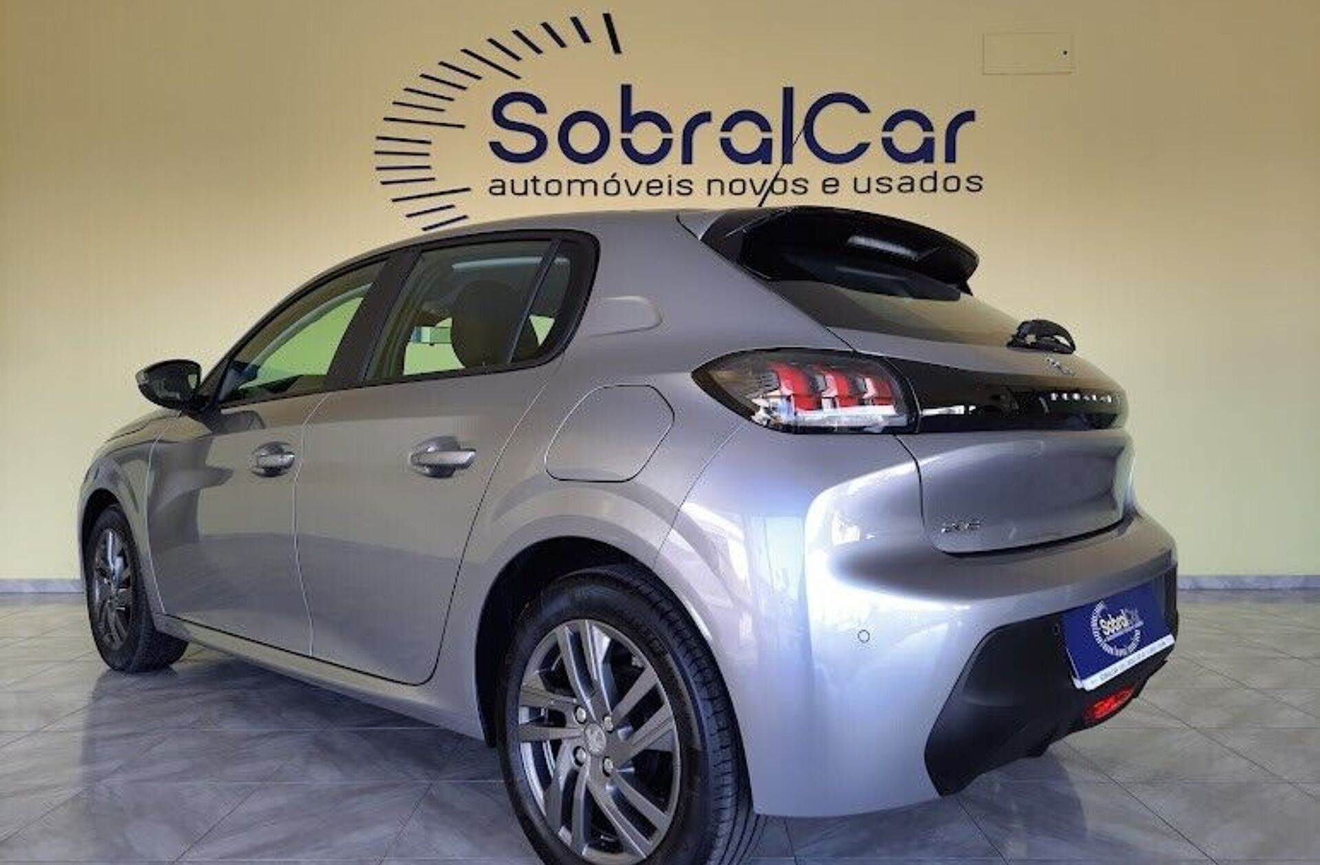 PEUGEOT 208 1.2 PureTech Active Pack