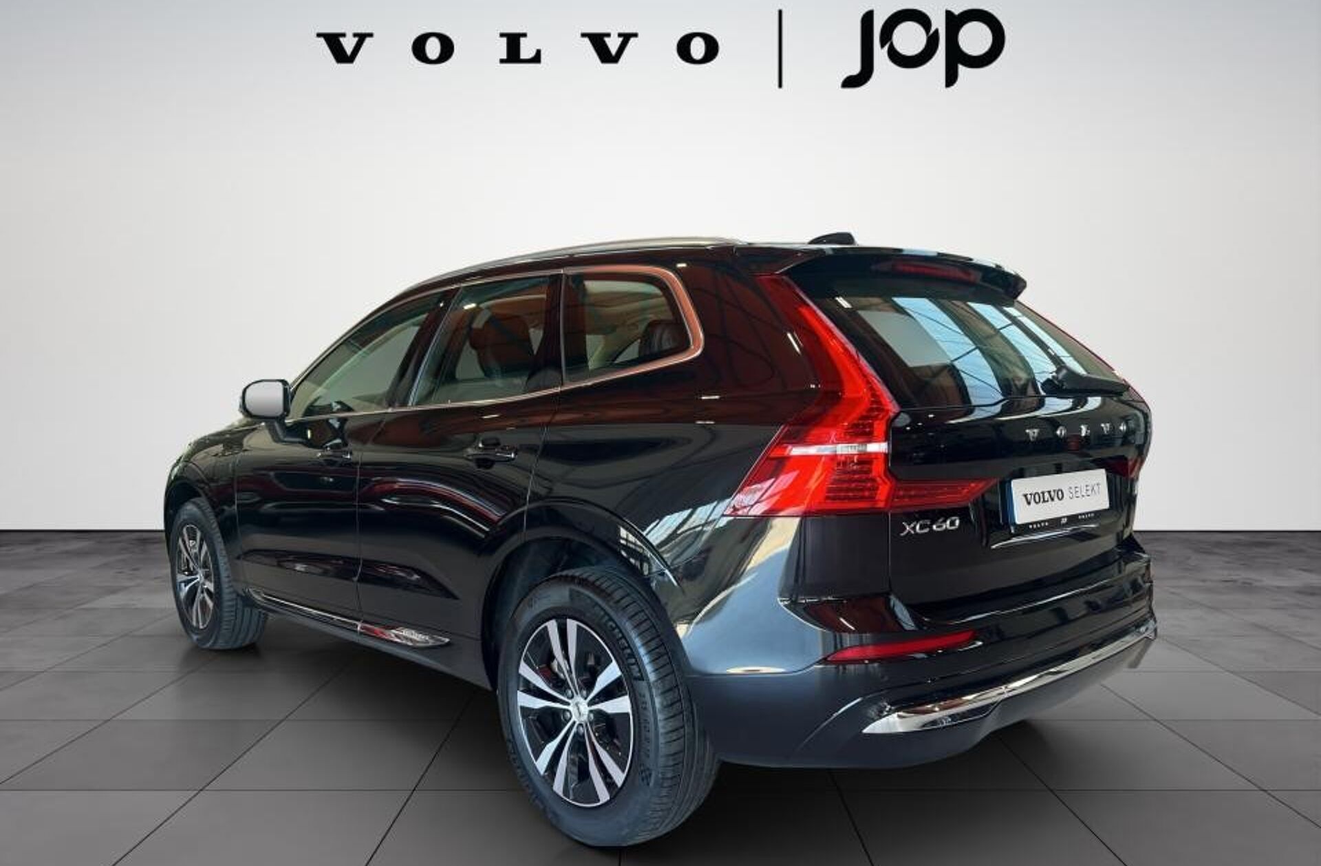 VOLVO XC60 2.0 T6 PHEV Core AWD