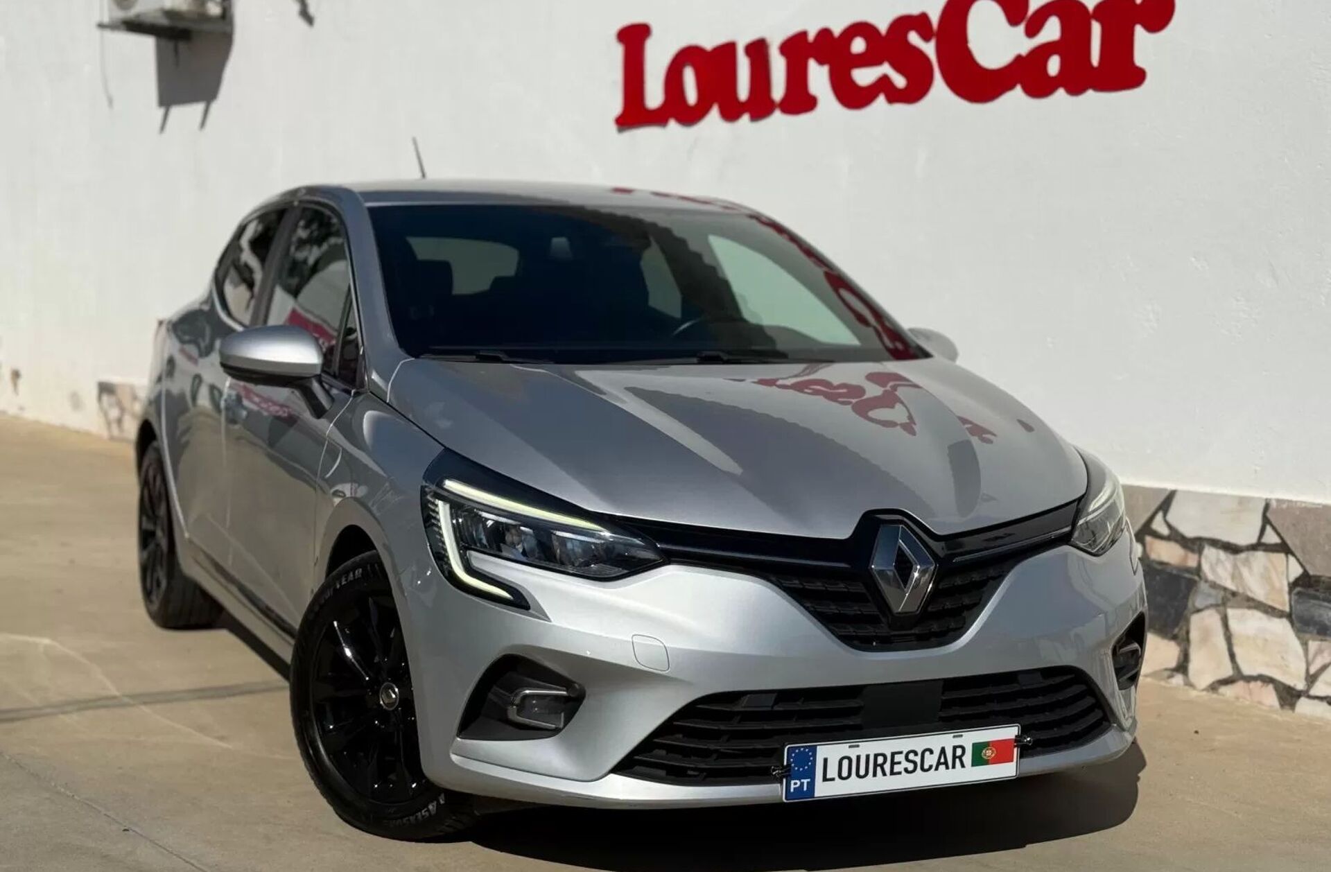 RENAULT Clio 1.0 TCe Intens